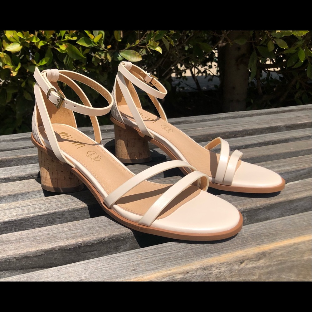 Roselyn Ivory Sandals Size 8.5 - Picture 4 of 6